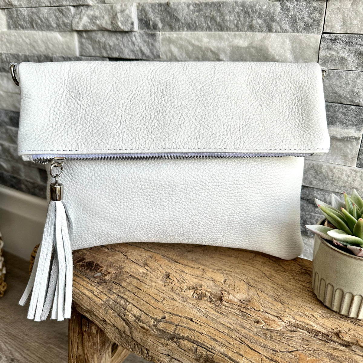 Cheap white clutch bag hotsell