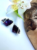 Load image into Gallery viewer, luscious scarves Earrings Miss Milly Deep Purple Polygon Stud Earrings FE689
