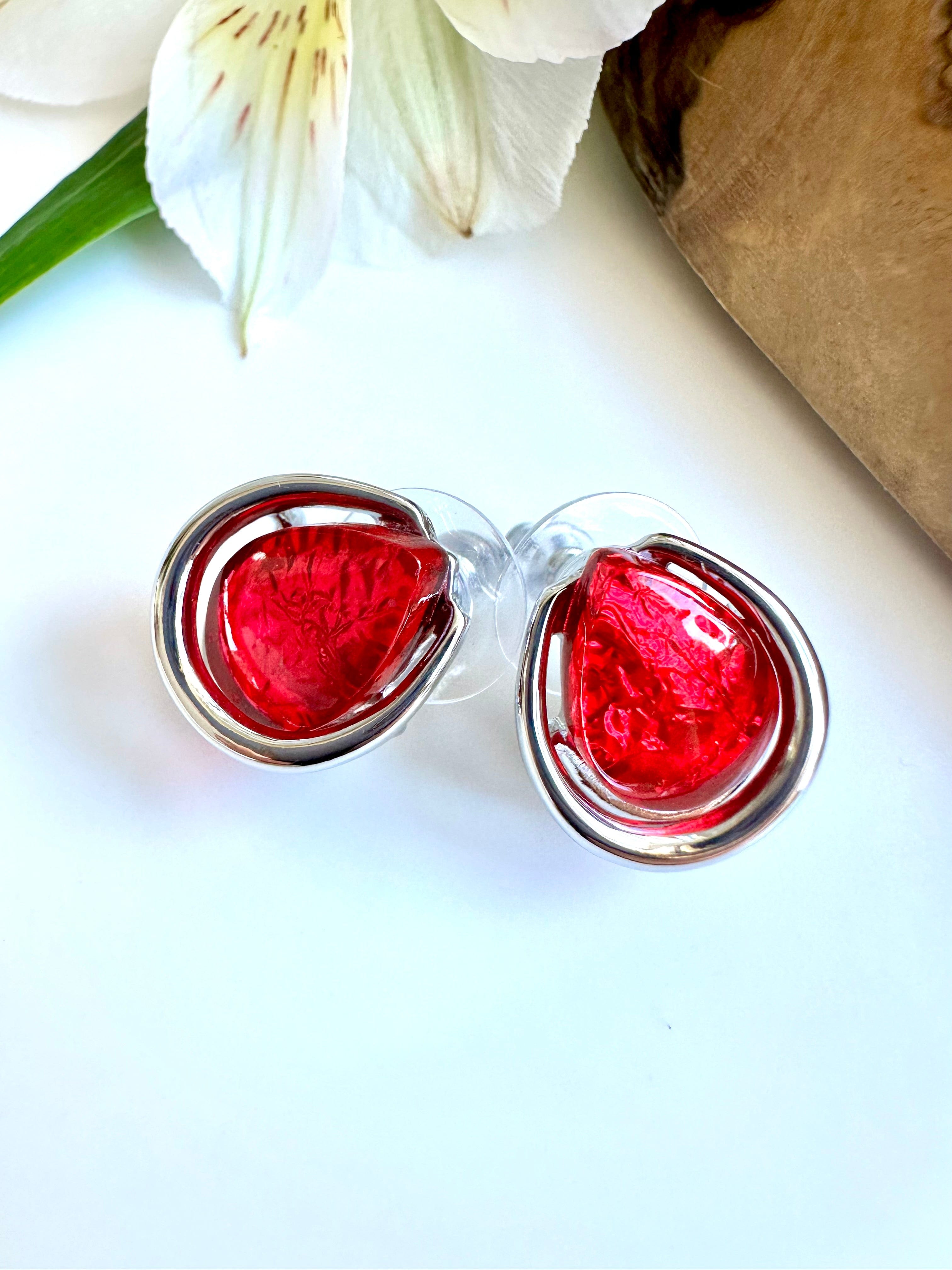 luscious scarves Earrings Miss Milly Red and Silver Tear Drop Earrings FE681