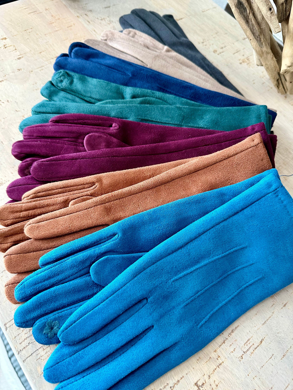 luscious scarves Faux suede Ladies Gloves available in 8 Colours.