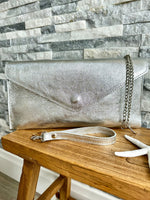 Load image into Gallery viewer, luscious scarves Genuine Italian Leather Metallic Envelope Clutch Bag , 3 Colours Available.
