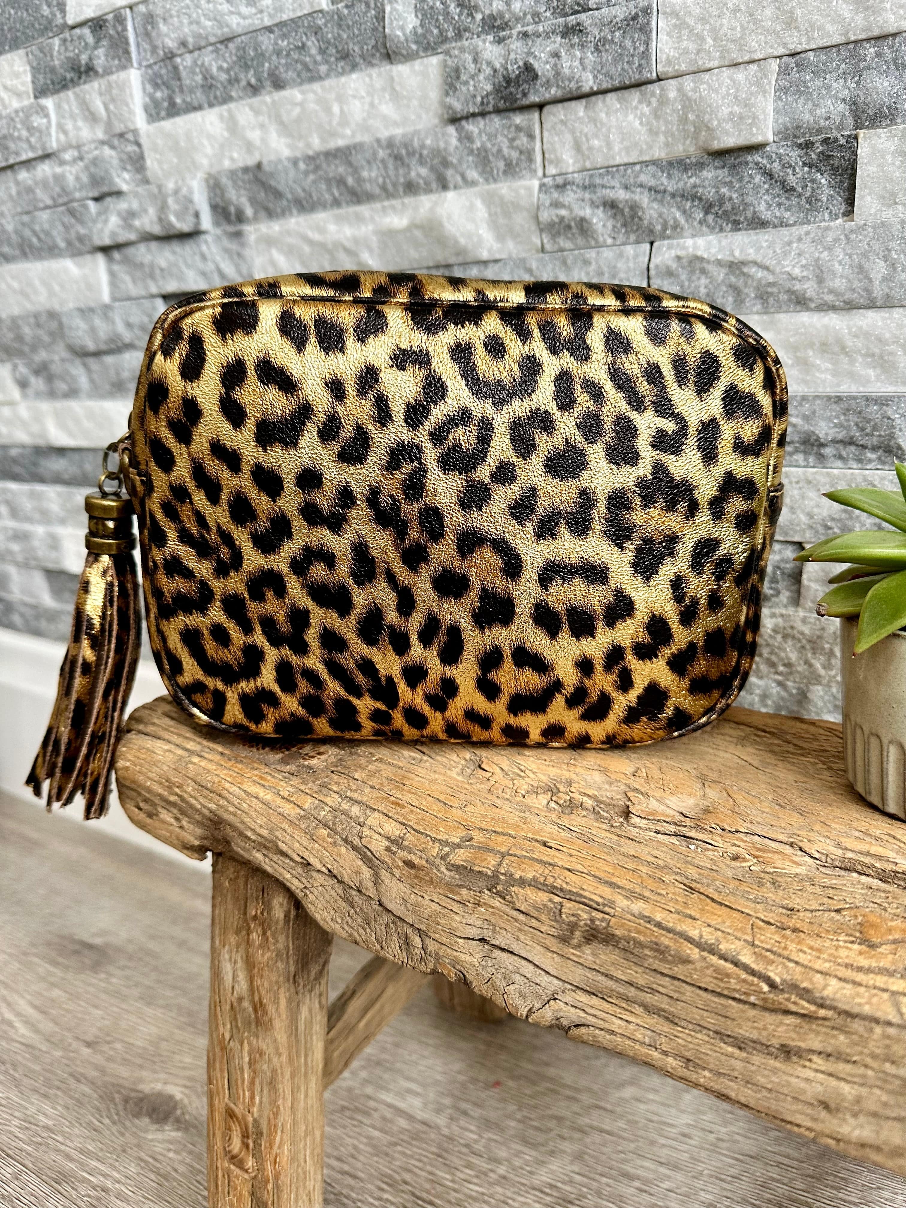 luscious scarves Gold Genuine Italian Leather Animal Print Design Camera Bag , Crossbody.