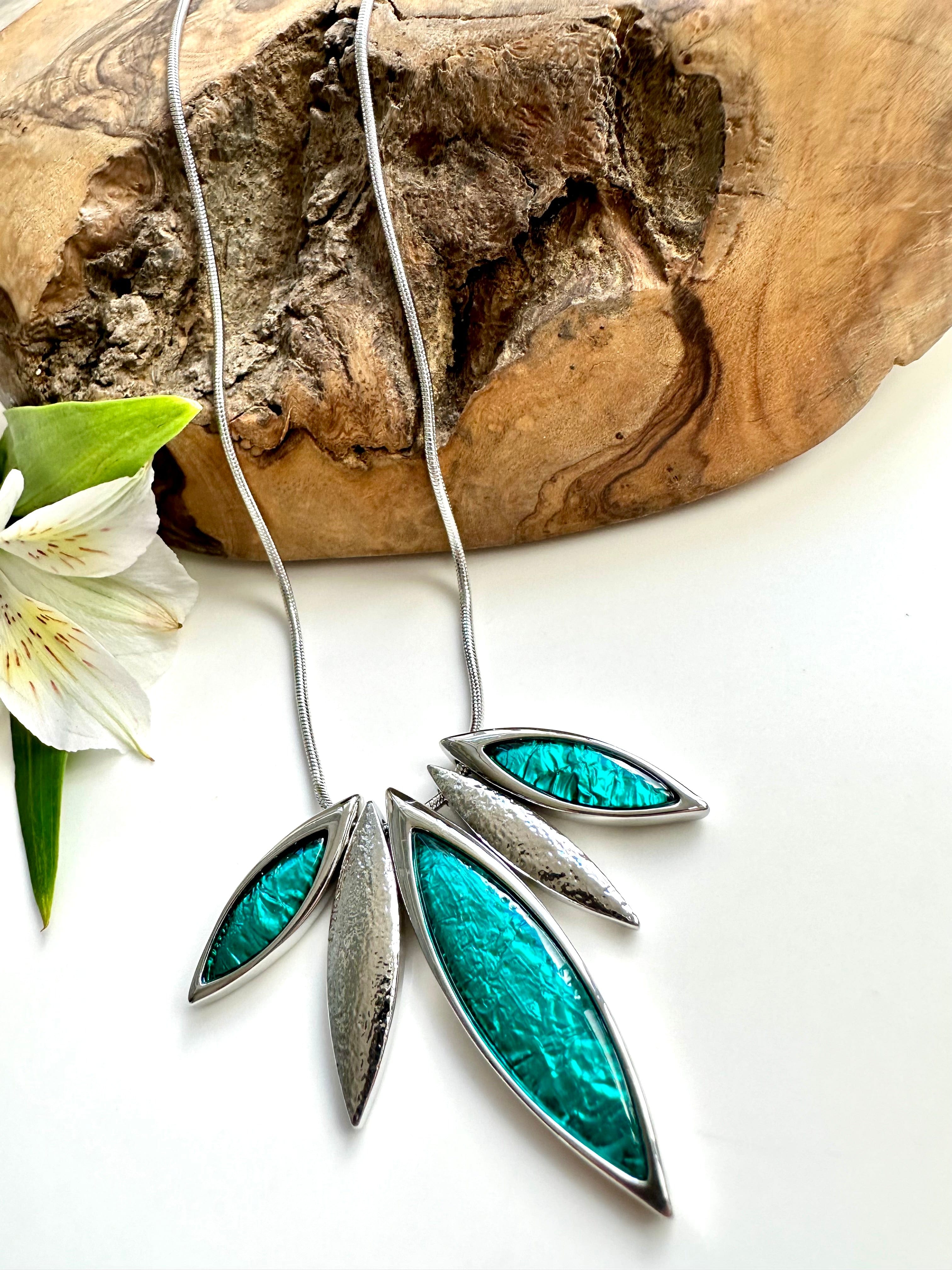 luscious scarves Necklaces Miss Milly Rich Teal and Silver Resin Leaf Necklace . FN551