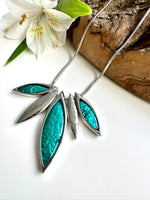 Load image into Gallery viewer, luscious scarves Necklaces Miss Milly Rich Teal and Silver Resin Leaf Necklace . FN551
