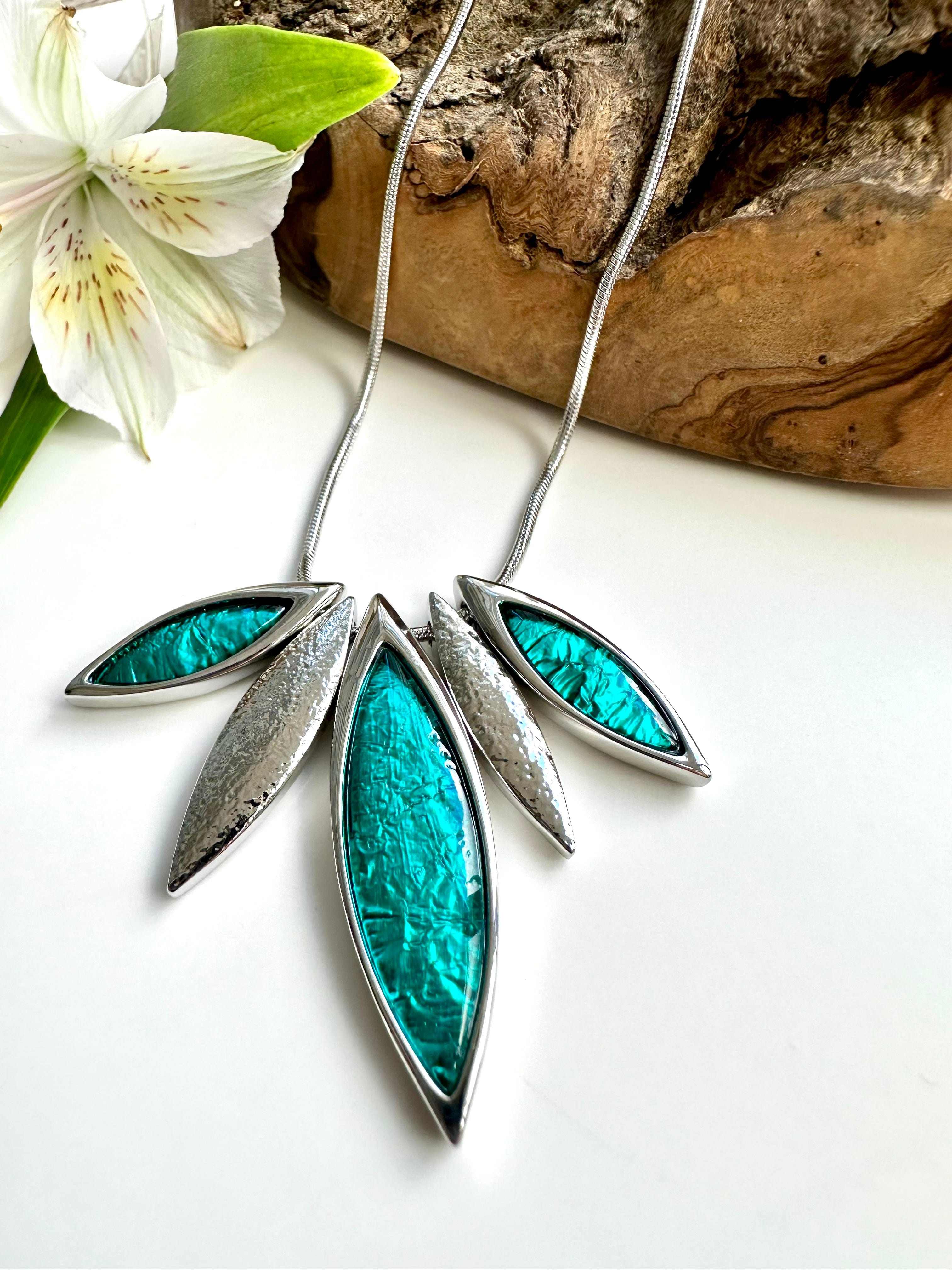 luscious scarves Necklaces Miss Milly Rich Teal and Silver Resin Leaf Necklace . FN551