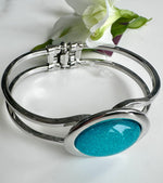 Load image into Gallery viewer, lusciousscarves Miss Milly Turquoise Marble Resin Hinged Bangle FB66
