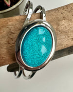 Load image into Gallery viewer, lusciousscarves Miss Milly Turquoise Marble Resin Hinged Bangle FB66
