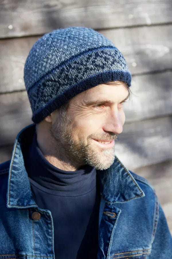 Pachamama Mens Tromso Beanie Hat, Handmade Wool, Navy – luscious scarves